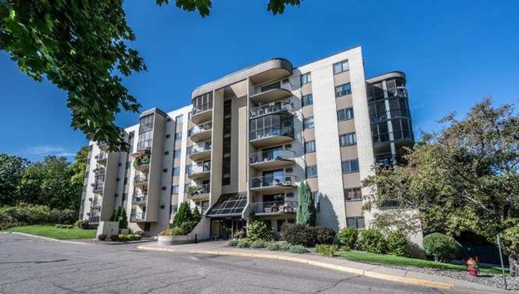 1111 Elway Street 203, Saint Paul, MN 55116