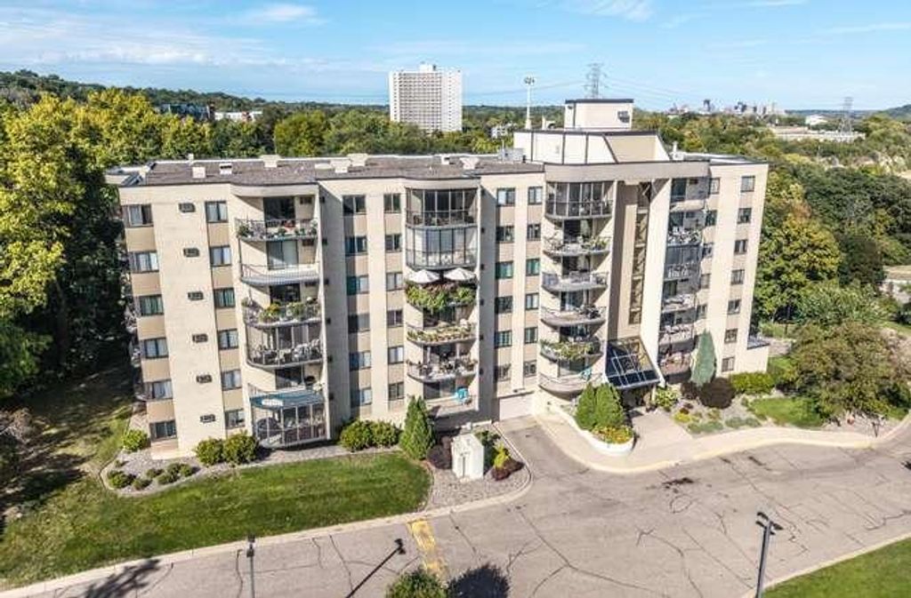 1111 Elway Street 203, Saint Paul, MN 55116 — photo 2