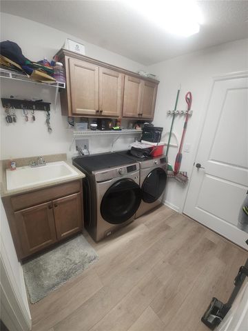 7591 MERGAERT LANE, Middleton, FL 34762