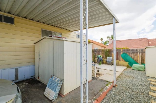 881 N Lake 219, Hemet, CA 92544