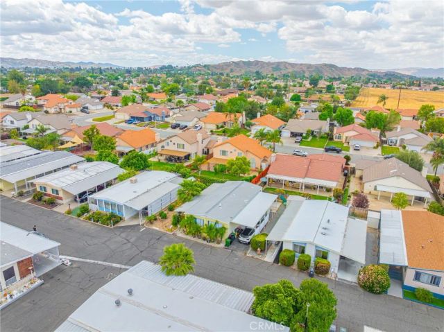 881 N Lake 219, Hemet, CA 92544