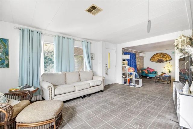 881 N Lake 219, Hemet, CA 92544