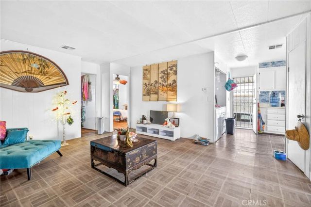 881 N Lake 219, Hemet, CA 92544