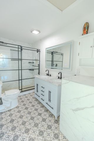 521 E New Ave, Monterey, TN 38574