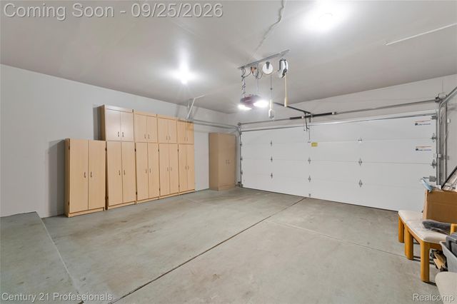 5388 Fairway Court, West Bloomfield Charter Township, MI 48323