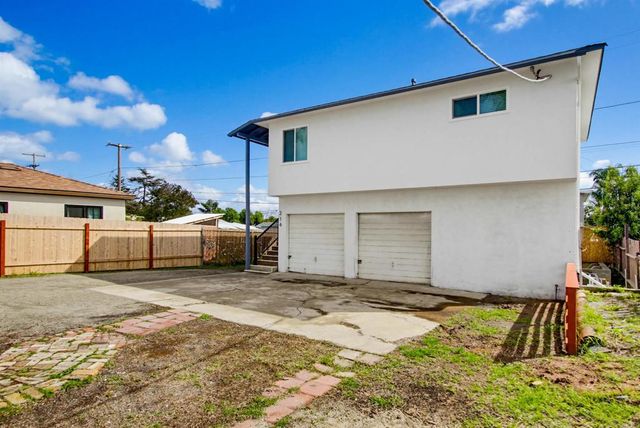 216 218 ALVARADO ST, Chula Vista, CA 91910