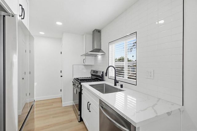 216 218 ALVARADO ST, Chula Vista, CA 91910