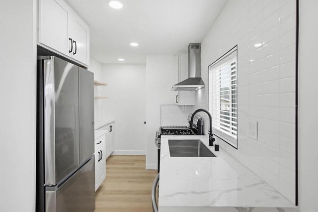216 218 ALVARADO ST, Chula Vista, CA 91910