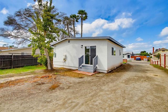 216 218 ALVARADO ST, Chula Vista, CA 91910