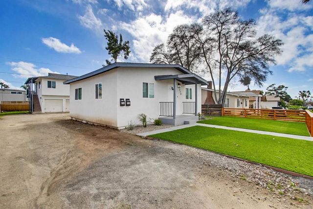 216 218 ALVARADO ST, Chula Vista, CA 91910