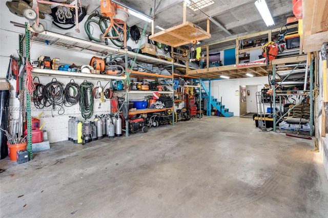 3640 NW 16th St, Lauderhill, FL 33311