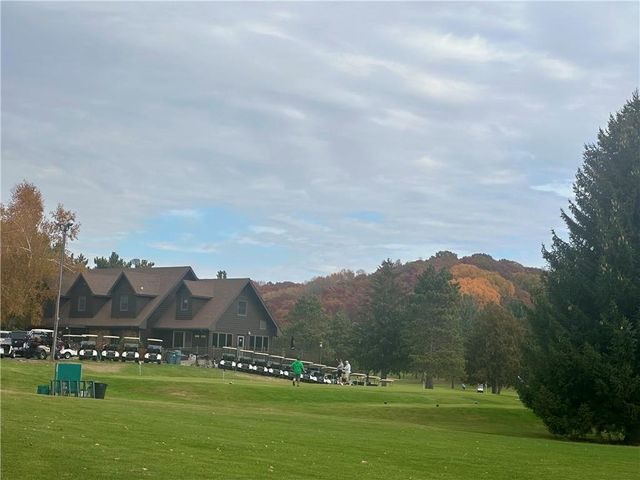 2839 E Princeton Avenue, Eau Claire, WI 54703