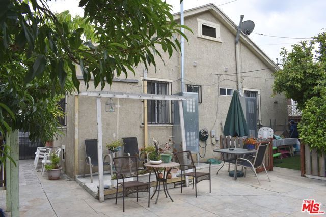 3975 S Van Ness Avenue, Los Angeles, CA 90062