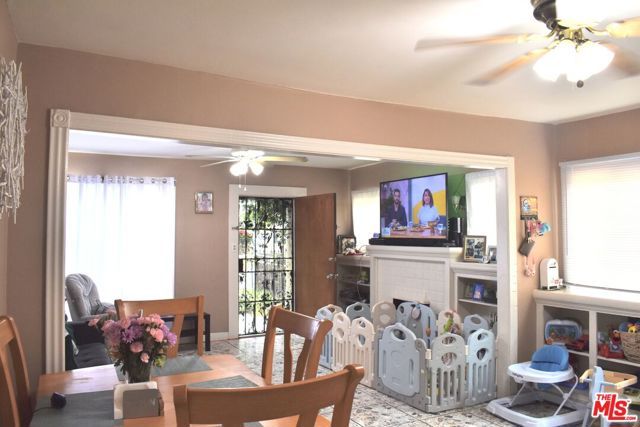 3975 S Van Ness Avenue, Los Angeles, CA 90062