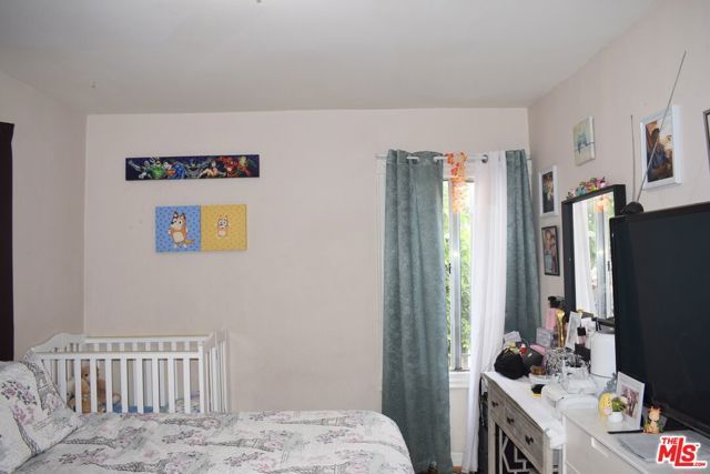 3975 S Van Ness Avenue, Los Angeles, CA 90062