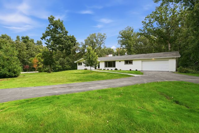 3585 Beckwith Lane, Crete, IL 60417