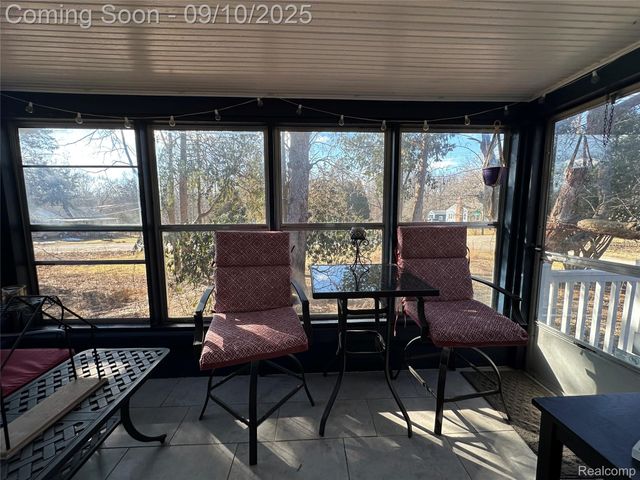 892 Rose Drive, Scio Township, MI 48103