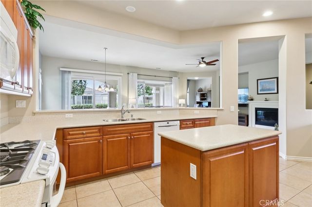 5545 Corte Vallarta, Hemet, CA 92545