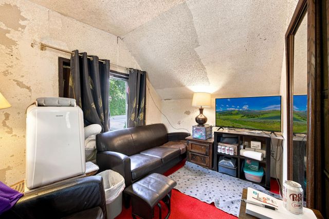 815 Hastings Avenue, Saint Paul Park, MN 55071