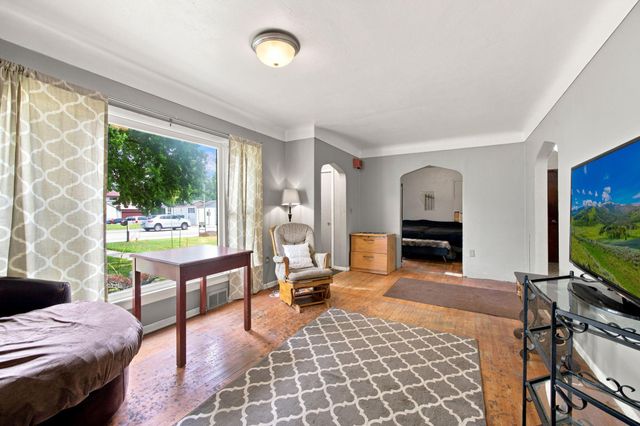 815 Hastings Avenue, Saint Paul Park, MN 55071