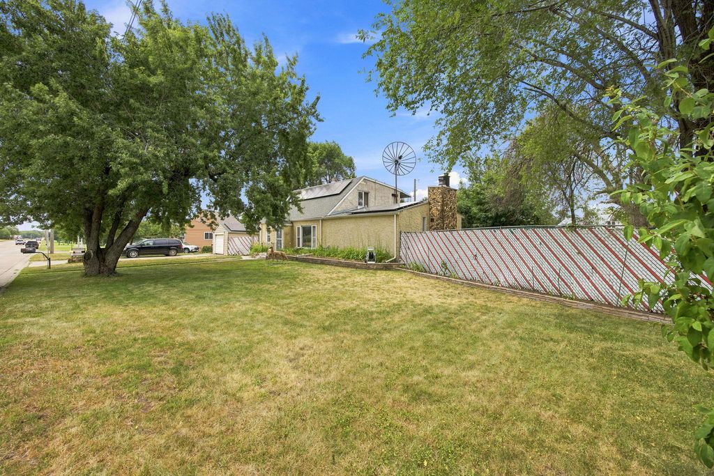 815 Hastings Avenue, Saint Paul Park, MN 55071 — photo 2
