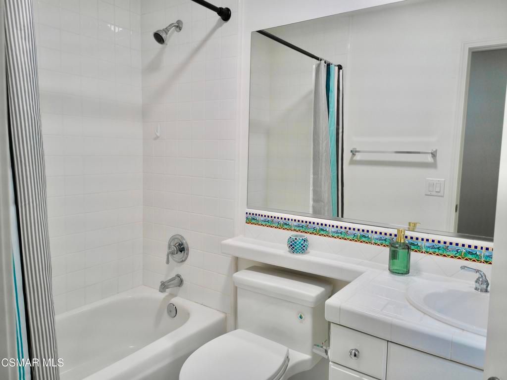 Image 18 of property listing at 6438 Deerbrook Road, Oak Park, CA 91377