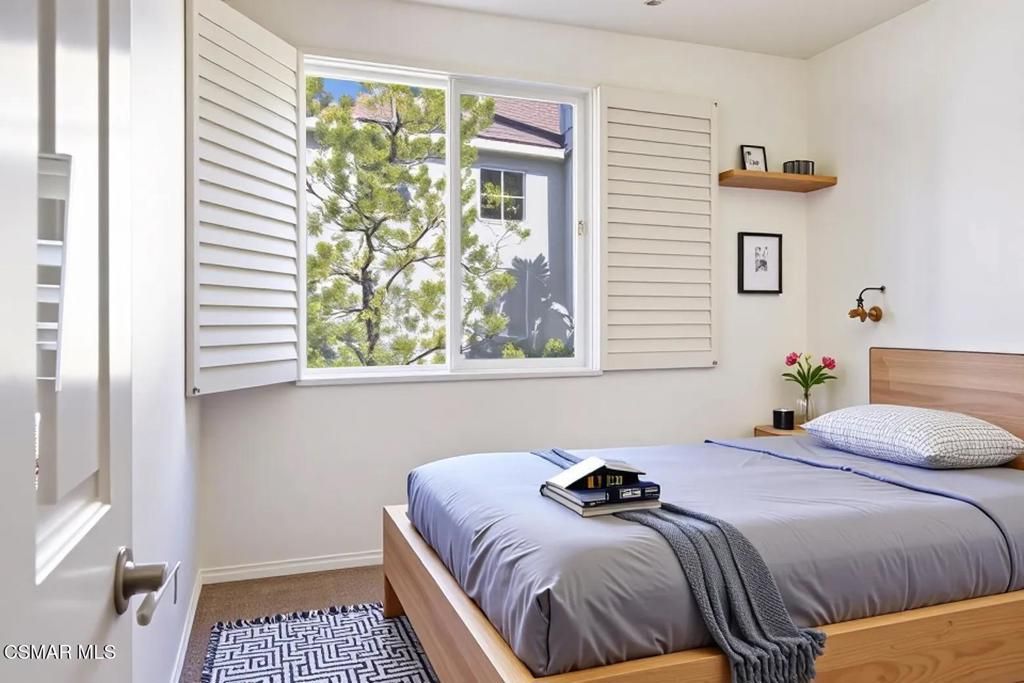 Image 40 of property listing at 6438 Deerbrook Road, Oak Park, CA 91377