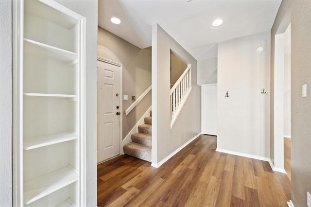 2023 Gentryside Drive 304, Houston, TX 77077