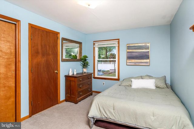 61 FINLEY AVE, Trenton, NJ 08610
