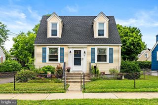 61 FINLEY AVE, Trenton, NJ 08610