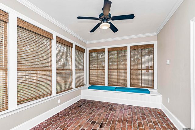13223 Woodridge Ave, Saint George, LA 70809