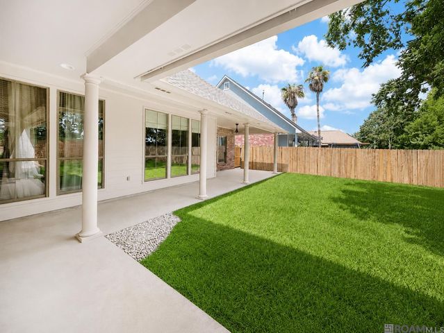 13223 Woodridge Ave, Saint George, LA 70809