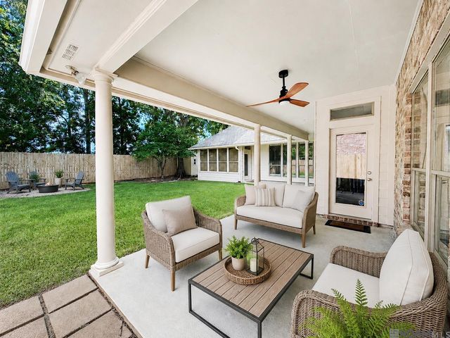 13223 Woodridge Ave, Saint George, LA 70809