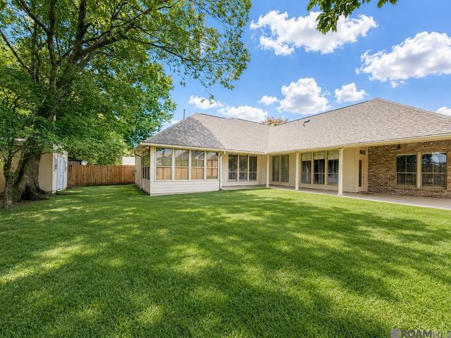 13223 Woodridge Ave, Saint George, LA 70809