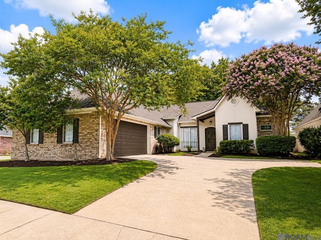 13223 Woodridge Ave, Saint George, LA 70809