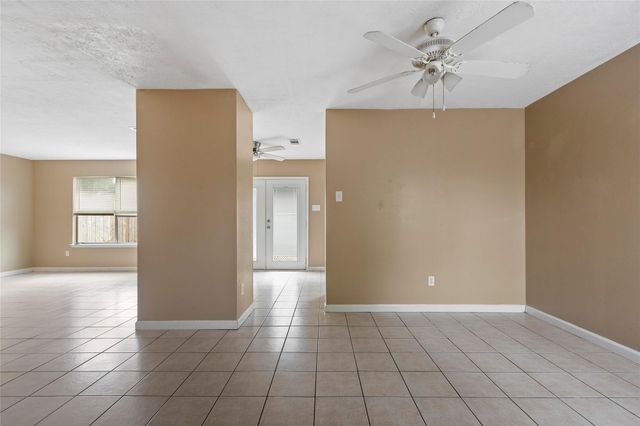 7411 Village Lake Drive, Cypress, TX 77433