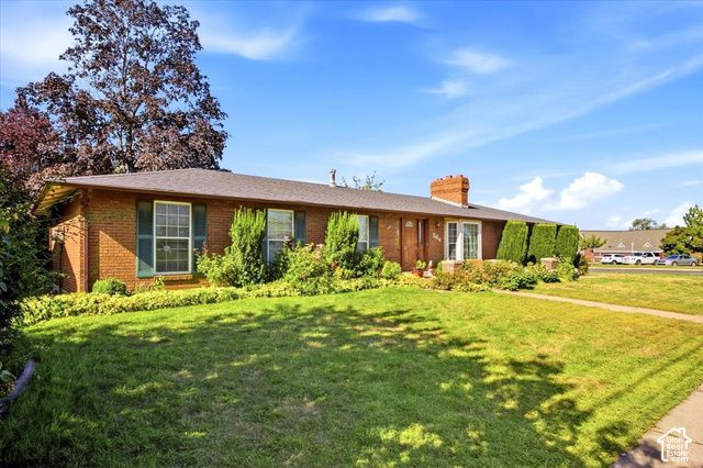564 S MAIN ST, Kaysville, UT 84037