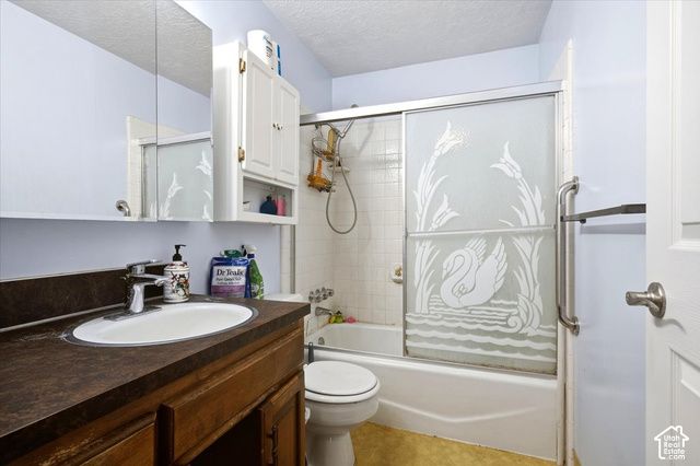 564 S MAIN ST, Kaysville, UT 84037