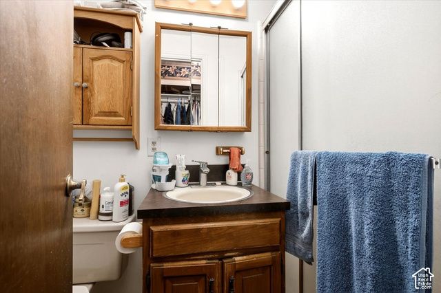 564 S MAIN ST, Kaysville, UT 84037