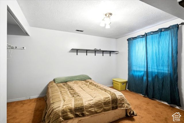 564 S MAIN ST, Kaysville, UT 84037