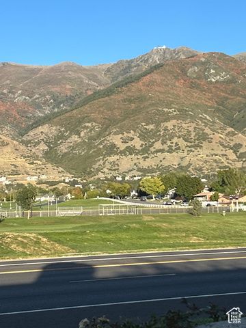 564 S MAIN ST, Kaysville, UT 84037