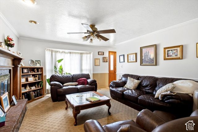 564 S MAIN ST, Kaysville, UT 84037