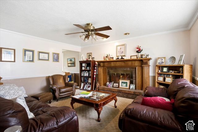 564 S MAIN ST, Kaysville, UT 84037