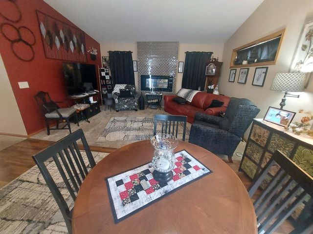 2084 Sandstone Loop N, Sartell, MN 56377