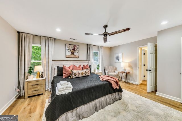 1018 Falling Valley Court SE, Smyrna, GA 30080