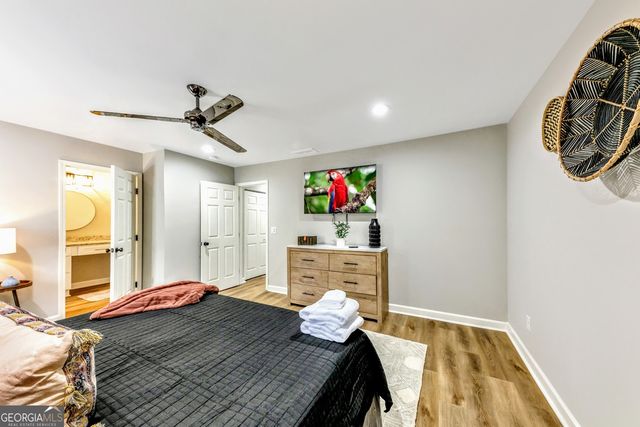 1018 Falling Valley Court SE, Smyrna, GA 30080