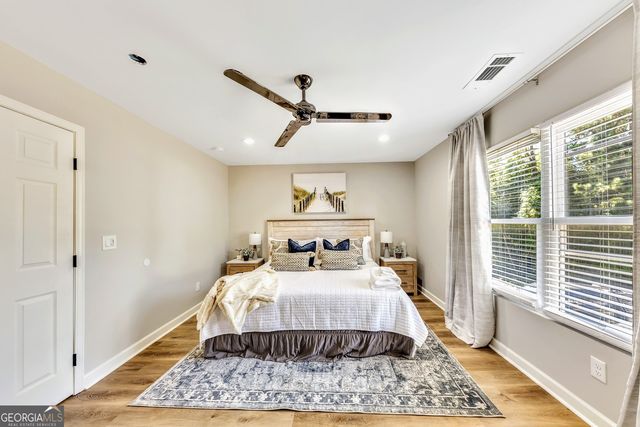 1018 Falling Valley Court SE, Smyrna, GA 30080