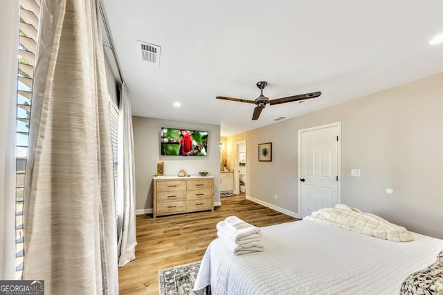 1018 Falling Valley Court SE, Smyrna, GA 30080