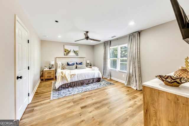 1018 Falling Valley Court SE, Smyrna, GA 30080