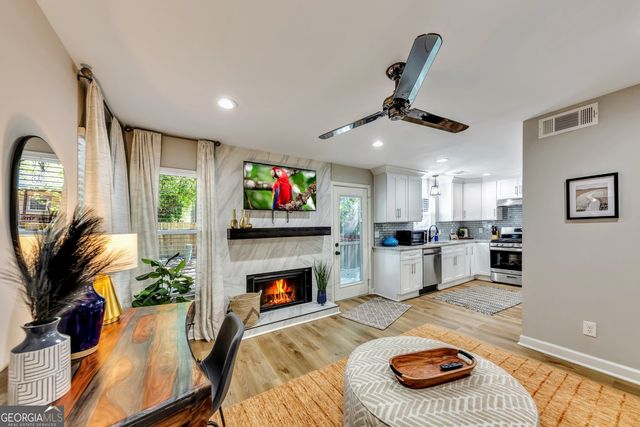 1018 Falling Valley Court SE, Smyrna, GA 30080